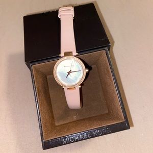 Women's Michael Kors Mini Parker Pearlized Pink Leather Watch MK2590